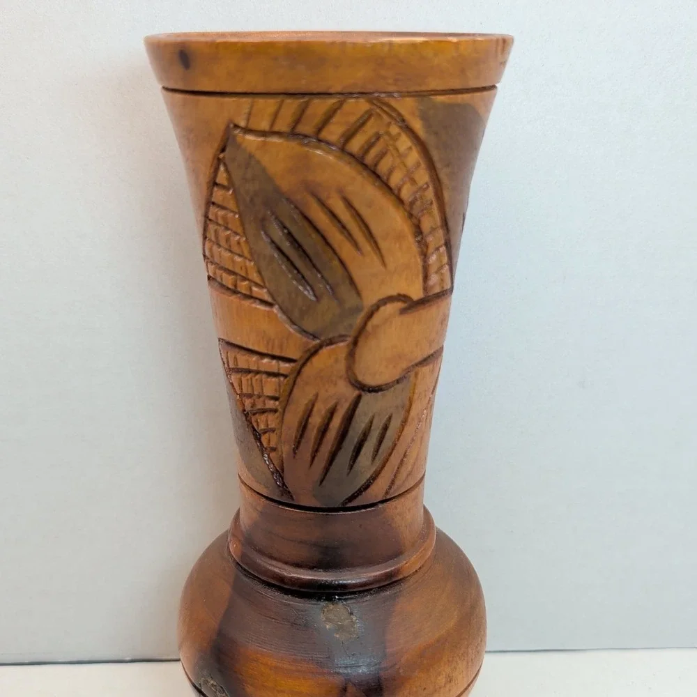 Carved‎ Wood Vase Folk Art Floral Designs 9